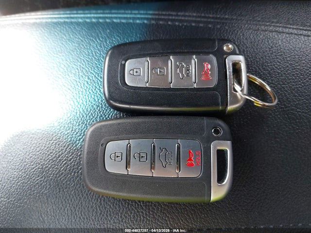 44837257 :رقم المزاد ، 5NPEC4AC4BH121164 vin ، 2011 Hyundai Sonata Se مزاد بيع
