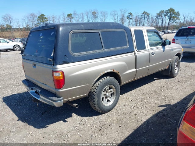 2003 Mazda B3000 Se მანქანა იყიდება აუქციონზე, vin: 4F4YR46V83TM06265, აუქციონის ნომერი: 44837270