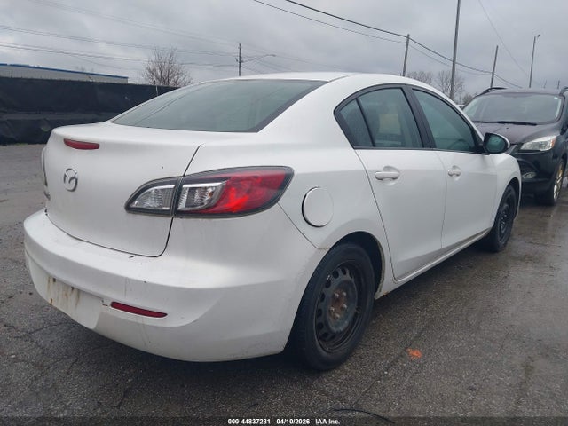 44837281 :رقم المزاد ، JM1BL1UF3C1530188 vin ، 2012 Mazda Mazda3 I Sport مزاد بيع