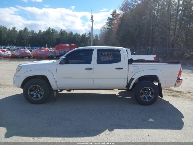Продаж на аукціоні авто 2014 Toyota Tacoma Base V6, vin: 3TMLU4EN8EM143442, номер лоту: 44837284