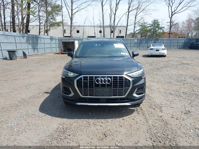 2021 Audi Q3 Premium 40 Tfsi Quattro Tiptronic მანქანა იყიდება აუქციონზე, vin: WA1AUCF3XM1096998, აუქციონის ნომერი: 44837338