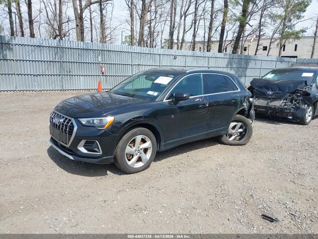 2021 Audi Q3 Premium 40 Tfsi Quattro Tiptronic მანქანა იყიდება აუქციონზე, vin: WA1AUCF3XM1096998, აუქციონის ნომერი: 44837338