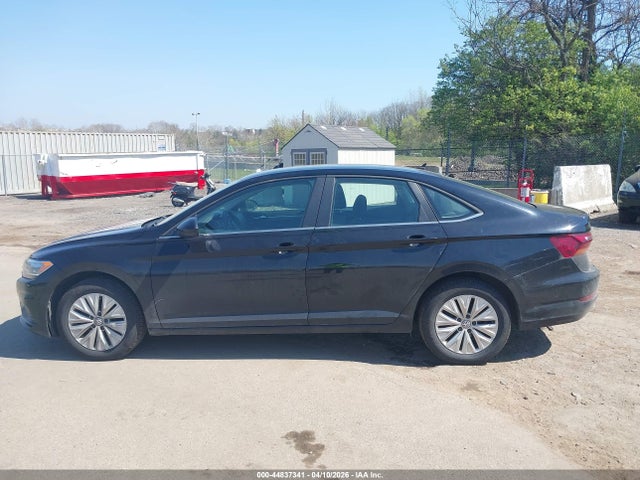 3VWC57BU1KM193960 Volkswagen Jetta 1.4t R-line/1.4t S/1.4t Se