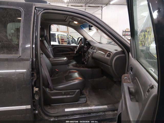 44837346 :رقم المزاد ، 1GKS2MEF4BR369261 vin ، 2011 Gmc Yukon Xl 1500 Denali مزاد بيع