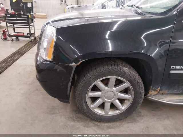 44837346 :رقم المزاد ، 1GKS2MEF4BR369261 vin ، 2011 Gmc Yukon Xl 1500 Denali مزاد بيع
