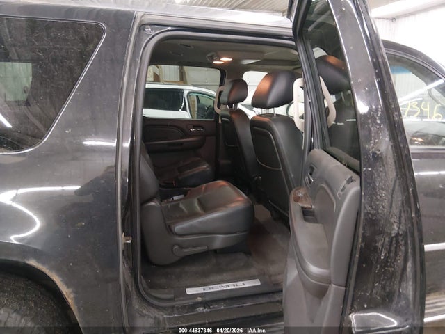 44837346 :رقم المزاد ، 1GKS2MEF4BR369261 vin ، 2011 Gmc Yukon Xl 1500 Denali مزاد بيع