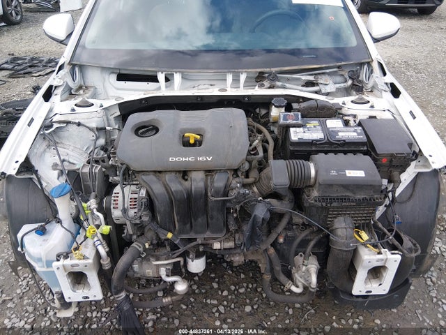 5NPD84LFXJH395102 Hyundai ELANTRA SEL