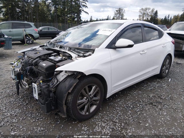 5NPD84LFXJH395102 Hyundai ELANTRA SEL