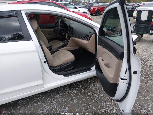 5NPD84LFXJH395102 Hyundai ELANTRA SEL