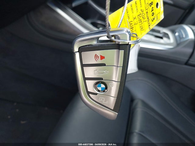 2021 Bmw X7 Xdrive40i მანქანა იყიდება აუქციონზე, vin: 5UXCW2C03M9F19100, აუქციონის ნომერი: 44837396