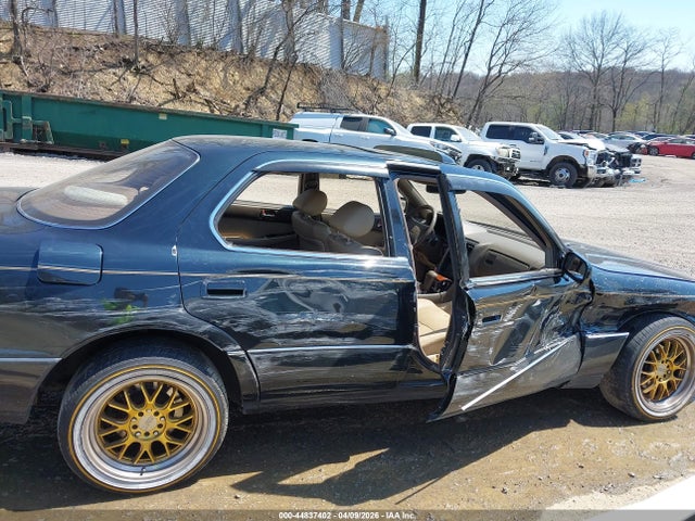 1991 Lexus Ls 400 მანქანა იყიდება აუქციონზე, vin: JT8UF11E5M0086698, აუქციონის ნომერი: 44837402