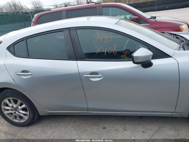 44837408 :رقم المزاد ، 3MZBN1K76JM254768 vin ، 2018 Mazda Mazda3 Sport مزاد بيع