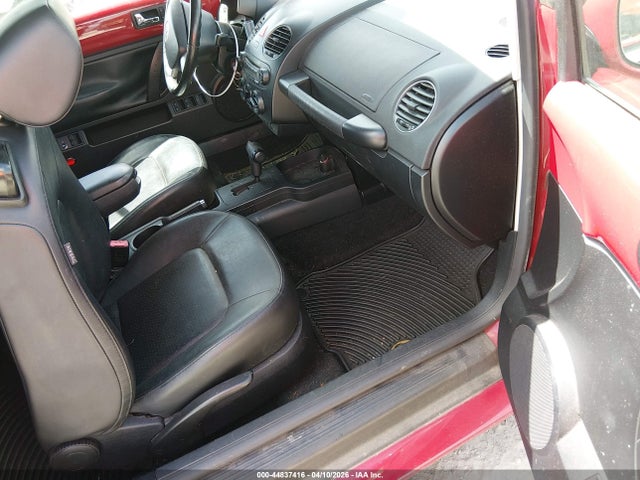 44837416 :رقم المزاد ، 3VWRF31Y39M408978 vin ، 2009 Volkswagen New Beetle 2.5l مزاد بيع
