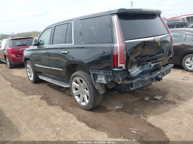 Продажа на аукционе авто 2018 Cadillac Escalade Luxury, vin: 1GYS4BKJ6JR117264, номер лота: 44837422
