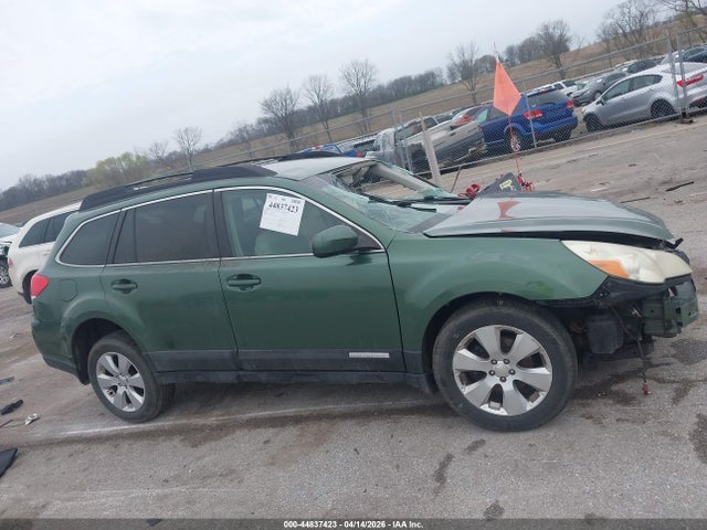 Продаж на аукціоні авто 2010 Subaru Outback 2.5i Premium, vin: 4S4BRBCC4A3321311, номер лоту: 44837423