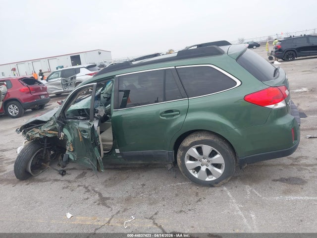 Продаж на аукціоні авто 2010 Subaru Outback 2.5i Premium, vin: 4S4BRBCC4A3321311, номер лоту: 44837423