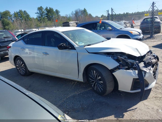 44837451 :رقم المزاد ، 1N4BL4DV2RN433273 vin ، 2024 Nissan Altima Sv Fwd مزاد بيع