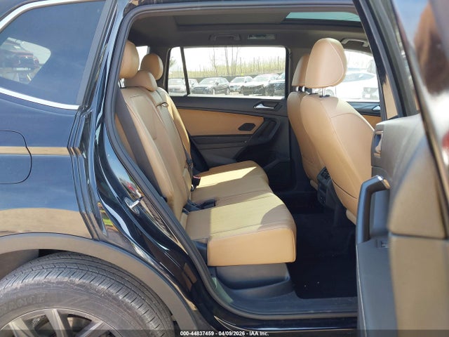 2022 Volkswagen Tiguan 2.0t Se მანქანა იყიდება აუქციონზე, vin: 3VV2B7AX2NM074095, აუქციონის ნომერი: 44837459
