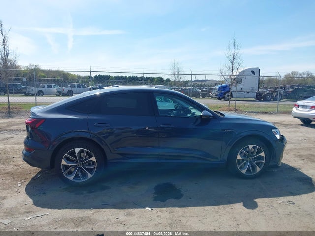 2021 Audi E-tron Sportback Premium Quattro მანქანა იყიდება აუქციონზე, vin: WA11AAGE3MB005447, აუქციონის ნომერი: 44837484