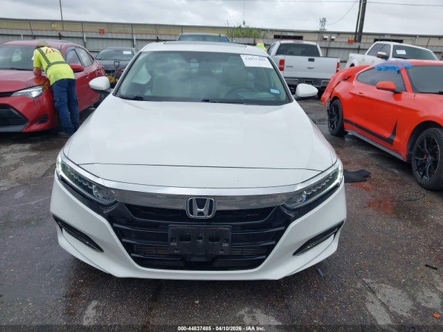 Продажа на аукционе авто 2018 Honda Accord Ex, vin: 1HGCV1F4XJA246887, номер лота: 44837485