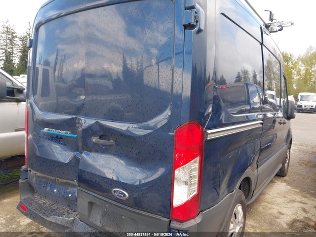 44837491 :رقم المزاد ، 1FTBW9CK7NKA30035 vin ، 2022 Ford E-transit-350 مزاد بيع