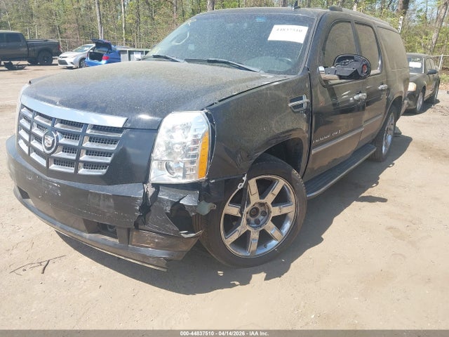 2008 Cadillac Escalade Esv Standard მანქანა იყიდება აუქციონზე, vin: 1GYFK668X8R130261, აუქციონის ნომერი: 44837510