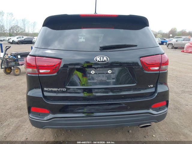 44837511 :رقم المزاد ، 5XYPGDA5XLG674473 vin ، 2020 Kia Sorento 3.3l S مزاد بيع