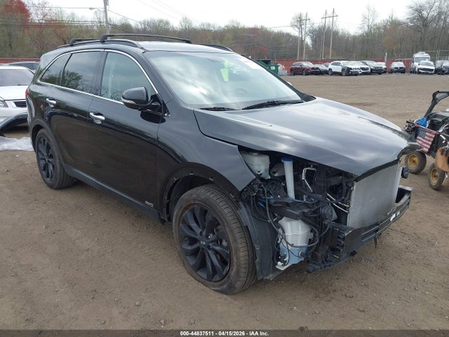 44837511 :رقم المزاد ، 5XYPGDA5XLG674473 vin ، 2020 Kia Sorento 3.3l S مزاد بيع