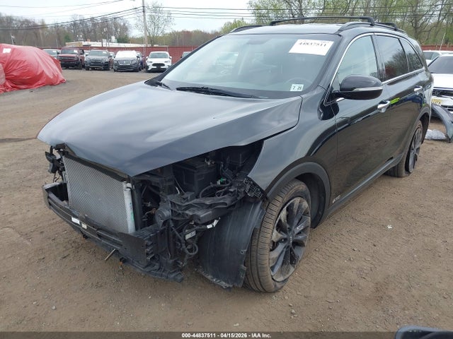 44837511 :رقم المزاد ، 5XYPGDA5XLG674473 vin ، 2020 Kia Sorento 3.3l S مزاد بيع