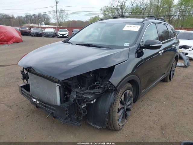 44837511 :رقم المزاد ، 5XYPGDA5XLG674473 vin ، 2020 Kia Sorento 3.3l S مزاد بيع