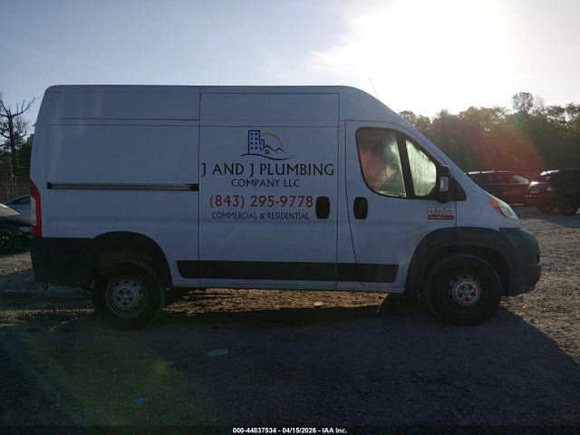 44837534 :رقم المزاد ، 3C6TRVBG3HE542679 vin ، 2017 Ram Promaster 1500 High Roof 136 Wb مزاد بيع