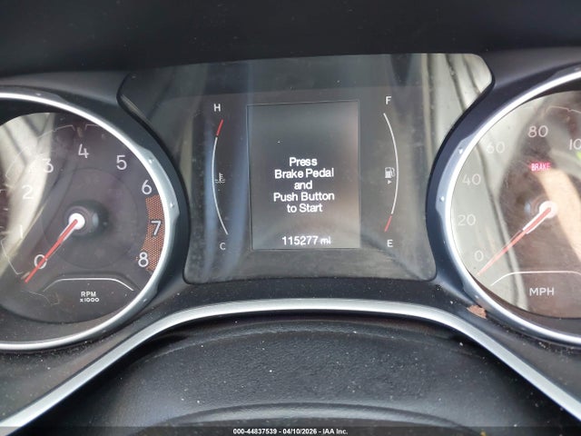 2019 Jeep Compass Latitude 4x4 მანქანა იყიდება აუქციონზე, vin: 3C4NJDBB4KT807362, აუქციონის ნომერი: 44837539