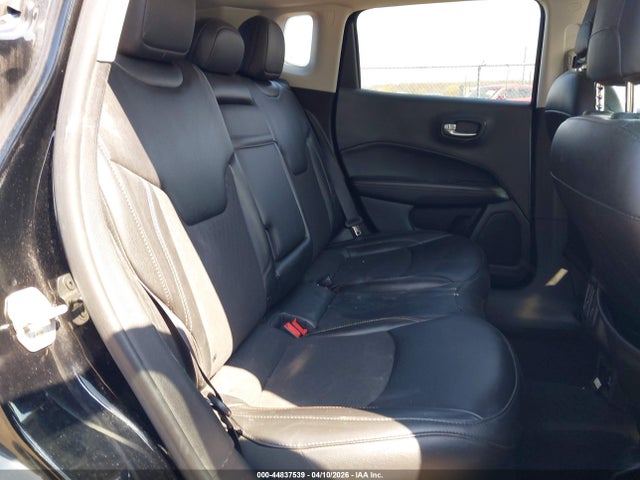 2019 Jeep Compass Latitude 4x4 მანქანა იყიდება აუქციონზე, vin: 3C4NJDBB4KT807362, აუქციონის ნომერი: 44837539