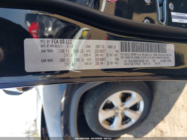 2019 Jeep Compass Latitude 4x4 მანქანა იყიდება აუქციონზე, vin: 3C4NJDBB4KT807362, აუქციონის ნომერი: 44837539