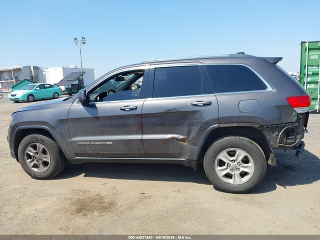 2015 Jeep Grand Cherokee Laredo მანქანა იყიდება აუქციონზე, vin: 1C4RJFAGXFC790451, აუქციონის ნომერი: 44837540