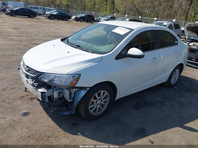 2020 Chevrolet Sonic Fwd  Lt მანქანა იყიდება აუქციონზე, vin: 1G1JD5SB7L4135986, აუქციონის ნომერი: 44837541