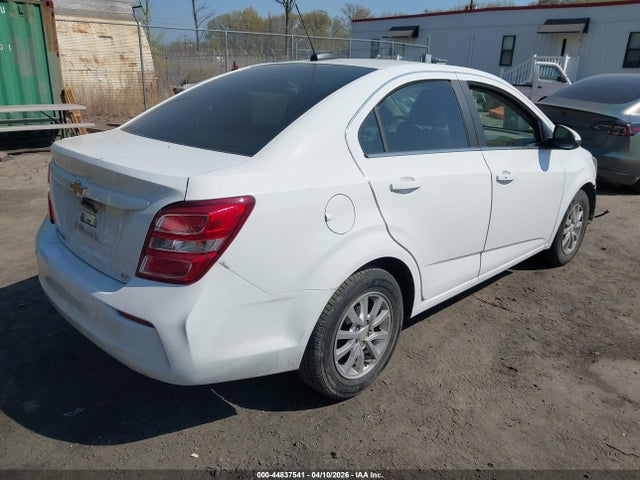 2020 Chevrolet Sonic Fwd  Lt მანქანა იყიდება აუქციონზე, vin: 1G1JD5SB7L4135986, აუქციონის ნომერი: 44837541