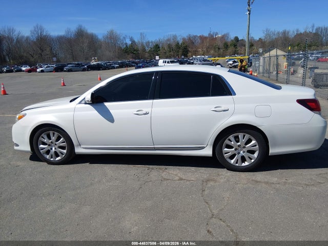 44837586 :رقم المزاد ، 4T1BK3DB1CU446747 vin ، 2012 Toyota Avalon مزاد بيع