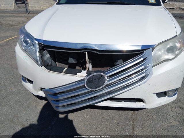 44837586 :رقم المزاد ، 4T1BK3DB1CU446747 vin ، 2012 Toyota Avalon مزاد بيع