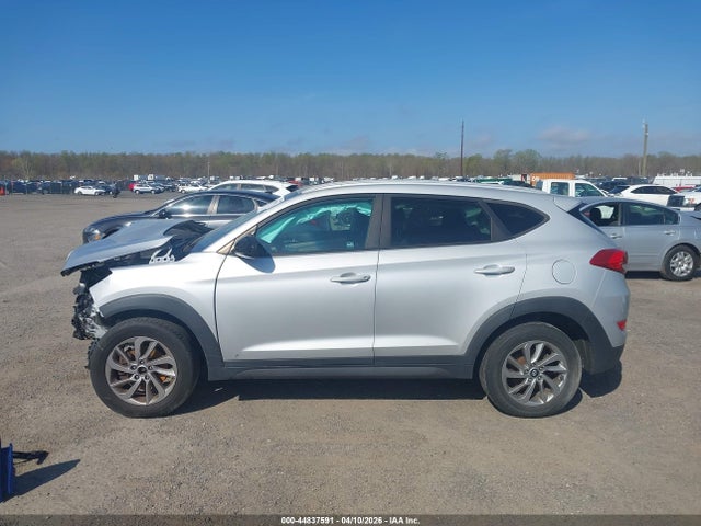 2016 Hyundai Tucson Se მანქანა იყიდება აუქციონზე, vin: KM8J3CA47GU140088, აუქციონის ნომერი: 44837591