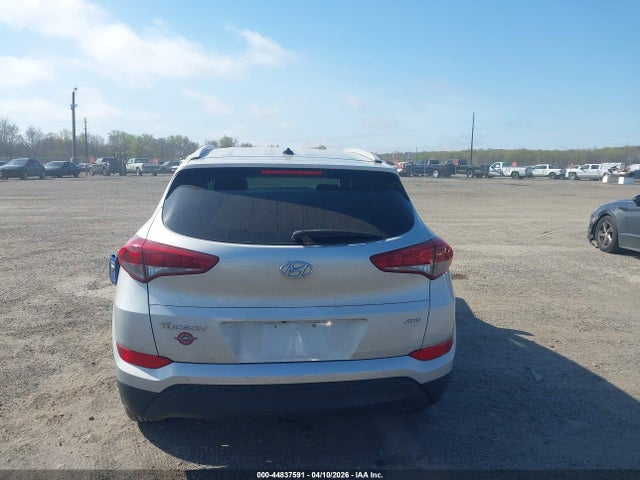 2016 Hyundai Tucson Se მანქანა იყიდება აუქციონზე, vin: KM8J3CA47GU140088, აუქციონის ნომერი: 44837591