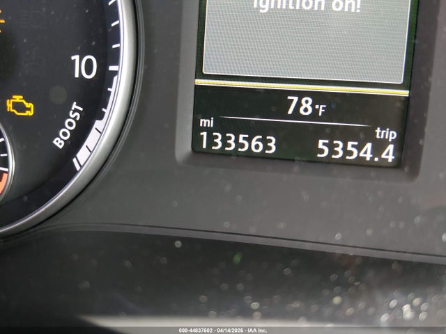 3VW637AJ4EM265121 Volkswagen Jetta Hybrid Se