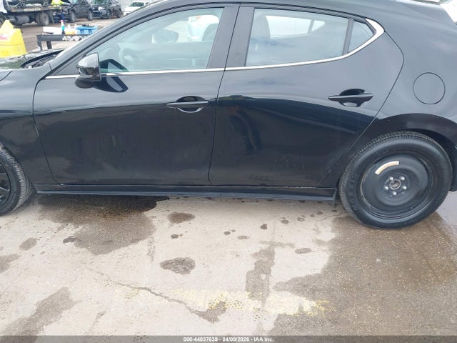 Aukcja sprzedaży 2024 Mazda Mazda3 2.5 S Select Sport, vin: JM1BPAKM5R1714143, numer aukcji: 44837639