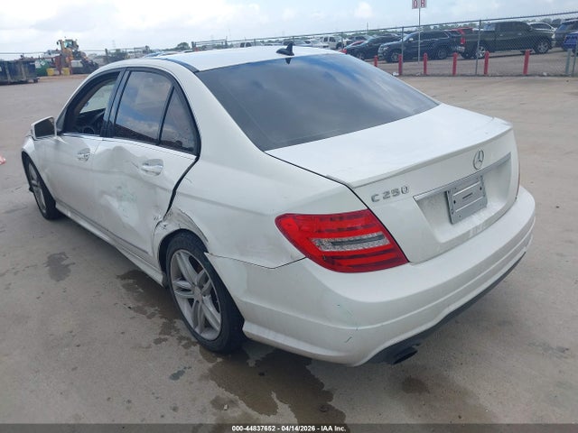 WDDGF4HB1EG250961 Mercedes-Benz C 250 Sport