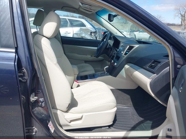 44837659 :رقم المزاد ، 4S4BRBAC6C3226982 vin ، 2012 Subaru Outback 2.5i مزاد بيع