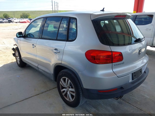 2013 Volkswagen Tiguan S მანქანა იყიდება აუქციონზე, vin: WVGAV3AX0DW567066, აუქციონის ნომერი: 44837679