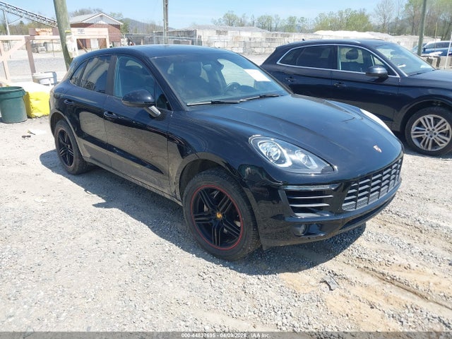 2015 PORSCHE MACAN WP1AB2A55FLB51748