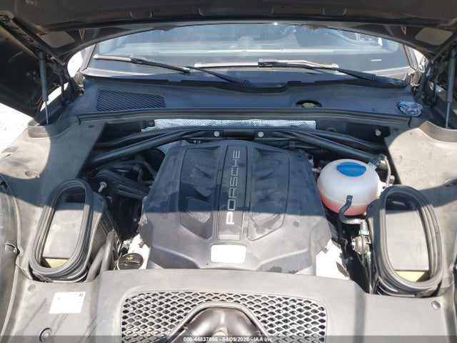 2015 PORSCHE MACAN WP1AB2A55FLB51748 Photo 9