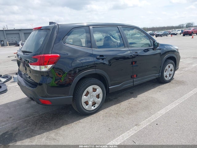 Продажа на аукционе авто 2019 Subaru Forester, vin: JF2SKAAC1KH511076, номер лота: 44837712
