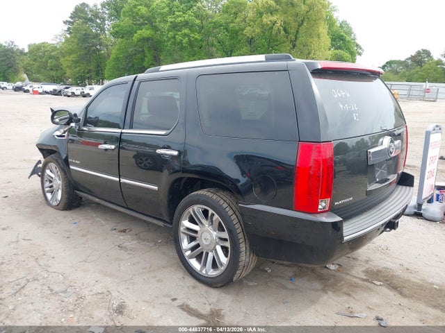 44837716 :رقم المزاد ، 1GYS3DEF4BR290644 vin ، 2011 Cadillac Escalade Platinum Edition مزاد بيع